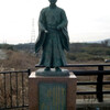 近江日野川と比良山冠雪