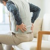 高齢者が危ない！「いつの間にか骨折」の危険性！原因から予防法は？