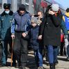 ウクライナ東部から難民24人がサハリンに到着  遠い、寒い、高いサハリンは人気なし