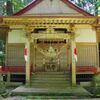 青森県大鰐町、居土 観音堂「かんのん様境内の夫婦杉とカツラ（町指定）」です！！
