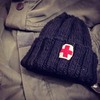 「RED CROSS」のニット帽をゲット！