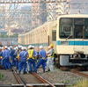 小田急線脱線事故現場に遭遇！車両の写真と振り替え輸送の混雑について