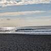 2023年11月30日午前、茅ヶ崎サザンビーチ周辺、腰セット胸▼、乗れる波がなかなか来ない(T_T)