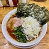 【今週のラーメン５１３１】つばさ家 武蔵境店（東京・武蔵境）焦がしにんにくラーメン ＋ ネギ増し　〜これはひょっとして名作限定拉麺！？力強いマー油香ばしさと豚骨醤油のガッツリコラボ！一回食っとけ極上家系拉麺！