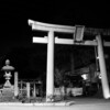 SONY DSC-RX1RM2で撮った神社（モノクロ）