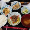 牛肉とナムルのビビンバ・筑前煮・厚揚げあんかけ・酢の物・みそ汁