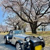 桜とセブン。最高に運転が楽しいセブンの魅力と欠点。