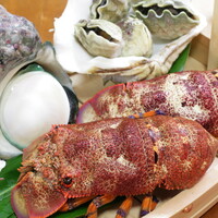 沖縄でもかなりレア ヤシガニ を食べることができる店 無理を可能に 調べまくってお得に旅行や日常を楽しもう