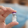 10代への新型コロナワクチン接種、気になる副反応は？