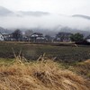 峠の霧雨