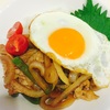 豚のしょうが焼き丼目玉焼きのせ♪