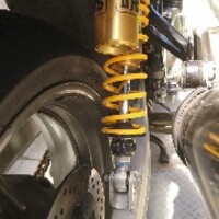 イナズマ1200に流用 オーリンズリヤショック OH後約2000㎞使用 リヤサス交換 (XJR1300オーリンズ流用) - イナズマ1200整備日記