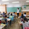５年生：図工「立ち上がれマイライン」