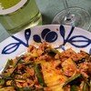 豚キムチとイタリアの白