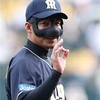 甲子園大歓声　阪神・鳥谷　不屈！鼻骨骨折も代打で連続試合出場継続