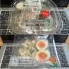 セブン-イレブン「ねばねば納豆のミニそば」「たんぱく質が摂れる鶏むね肉サラダ」