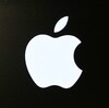 Apple、日本向けCMからレズビアンカップルを削除（追記あり）