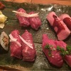 肉寿司 恵比寿横丁店｜馬刺しの肉寿司！目の前で炙る感動！さしとろが口でとろける