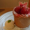 フワフワジューシーなイチゴのシフォンケーキ☆DAMONDE