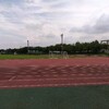 400m×10本プラス裸足で芝生を5.4kmJOG。夜勤明けにトラックで練習。トータル13.6km。午後は玉村町北部公園。