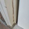 玄関ドア　木製枠の修理