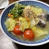 サッポロ一番”塩ラーメン” サバ缶とトマトでアレンジ！大葉がよいアクセントに！