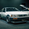 東京オートサロン2023でまさかのAE86が展示。なぜ今の時代に86が？その理由に度肝を抜かれました。