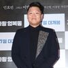 PSY「びしょ濡れショー」でシュガに応援メッセージ…「歌を一緒に作ってくれて感謝する」