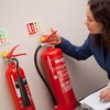 Hướng dẫn chi tiết cách kiểm tra bình bột chữa cháy