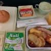 カンボジア食べ歩き（１）ベトナム航空の機内食