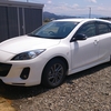 2013.3月購入。マツダ アクセラ(Axcela/Mazda3)スポーツ15Ｓ特別仕様車(パールホワイト)レビュー/評価