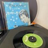 【レコードとわたし】西田佐知子 – 恋なんてしたくない / 雪明りの街