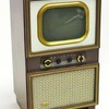 今トレーディングフィギュアの1.白黒テレビ(17K-531) 「なつかしの家電コレクション～松下電器歴史館編～」にいい感じでとんでもないことが起こっている？