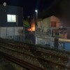 夜だるま速報/東京都江東区北砂2丁目 越中島支線 線路沿い付近 建物から火の手あがる火災