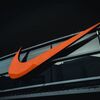 アメリカ　ナイキNikeは売り場を縮小します