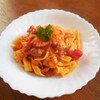 トマトチーズソースのパスタ