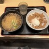 【八重洲】よもだそば 日本橋店：中華そぼろ丼とたぬきそばのセット：〆の一杯でたぬきそばに加えて丼をいただく