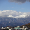 今朝は雪で真っ白の吾妻山の一切経が見られました。