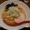 石川県白山市乾町にある中華そば響で、期間限定能登の塩そば。