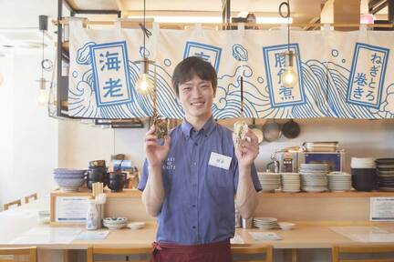 「1個100円の生牡蠣」はなぜ人気？ LINEとSNSでリピーターを虜にする「かきのおきて」のお店づくり