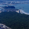 唐津城と筑肥線を往く、国鉄色の103系1500番台E12編成を撮る！(鏡山展望台俯瞰編)