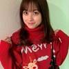 橋本環奈、赤いニット姿にネット歓喜「セーター姿も可愛すぎる」