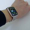 Apple Watchのバンドをサードパーティー製の金属バンドに買い換えました。