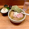 煮干中華そば鈴蘭！新宿三丁目で人気のラーメン店〜みなとみらいのガンダム〜