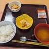 8/22(木)　「そよ風」５日目(/10日)　呆然と過ごす１日、年寄になって行くのはまだ早い！声の練習は面白い！声を出すには、全身の筋肉を使う！繰り返すことで、筋肉が育ち、声が変わってくる！
