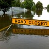 まさかの洪水のため道路閉鎖 ⛔ Townsville to Guthalungra