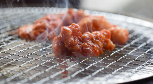 多忙なビジネスマンこそ朝からホルモン焼肉をキメた方がいい【滋養強壮】