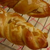 ウインナーロール・ベーコンエピ・おさつパン&アザミ＆安納芋