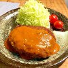 今夜もお家で定食屋気分♬　キャベツ入りメンチカツ