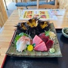 青森県大間町/シーフードカフェ ナギサさんで1日限定5食の殻付きうに刺身定食を食べて来ました。